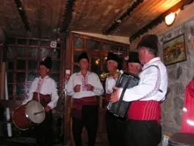 An evening in the tavern, photo 17 of 23